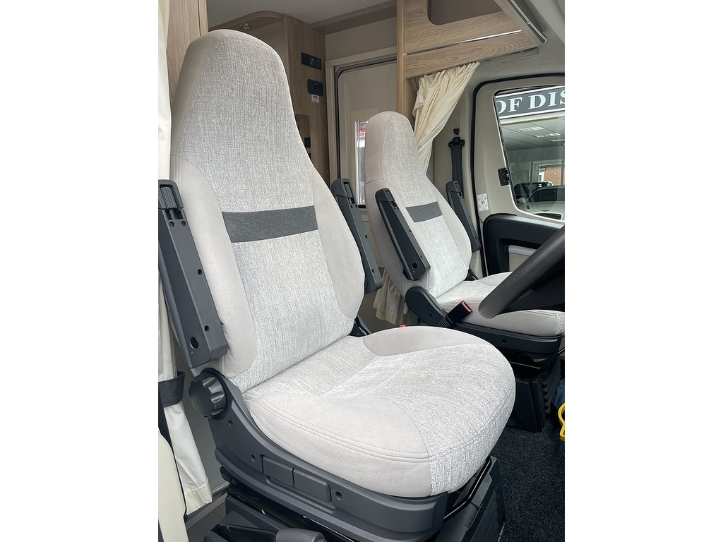 Peugeot Elddis Autoquest Evolutio Black #10