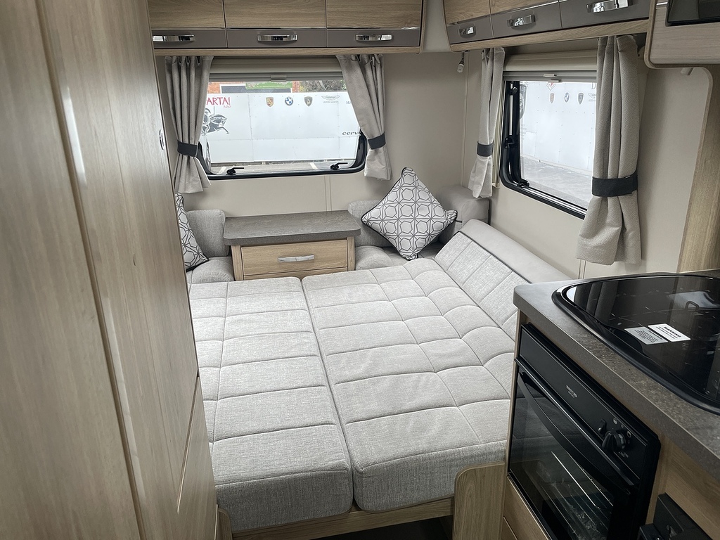Peugeot Elddis Autoquest Evolutio Black #17