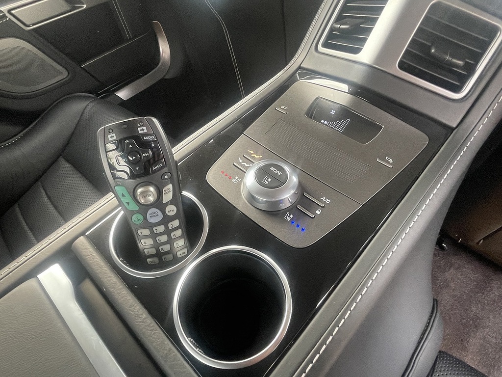Aston Martin Rapide 5.9 S V12 550 Bhp Silver #36