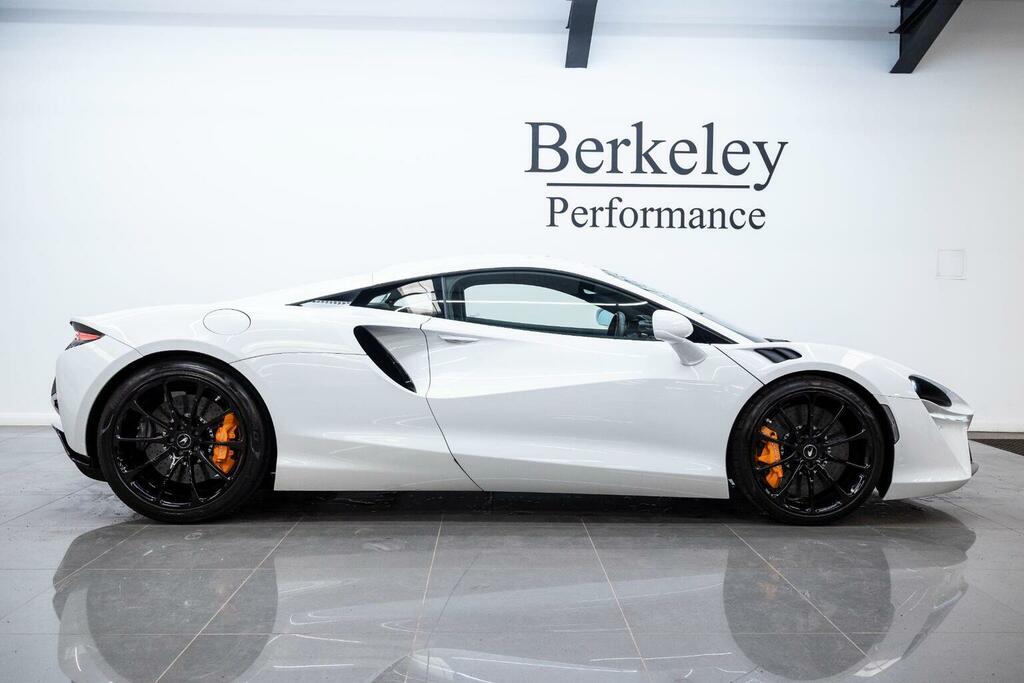 McLaren Artura Coupe 3.0T V6 7.4Kwh Ssg Euro 6 Ss 202323 White #5