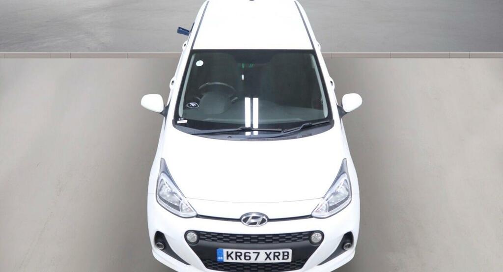 Hyundai I10 1.2 Premium Euro 6 KR67XRB White #2