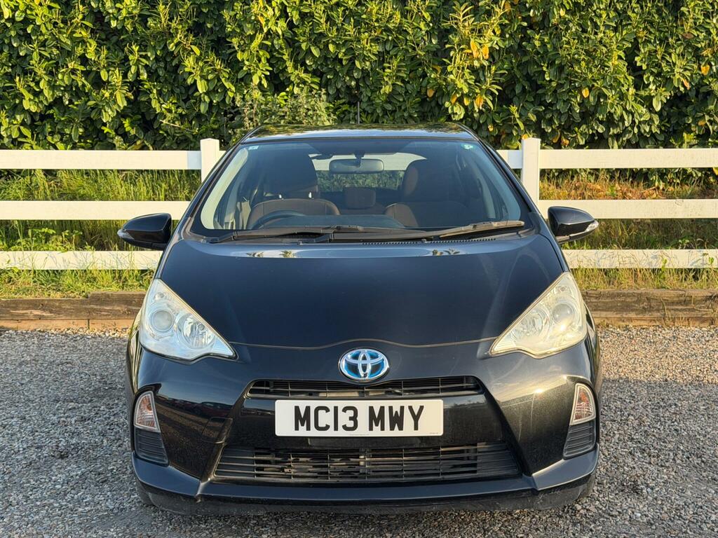 Toyota Aqua 1.5 5dr Black #4