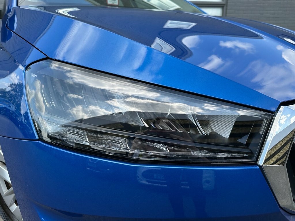 Skoda Fabia 1L Se Comfort LC22FZH Blue #3
