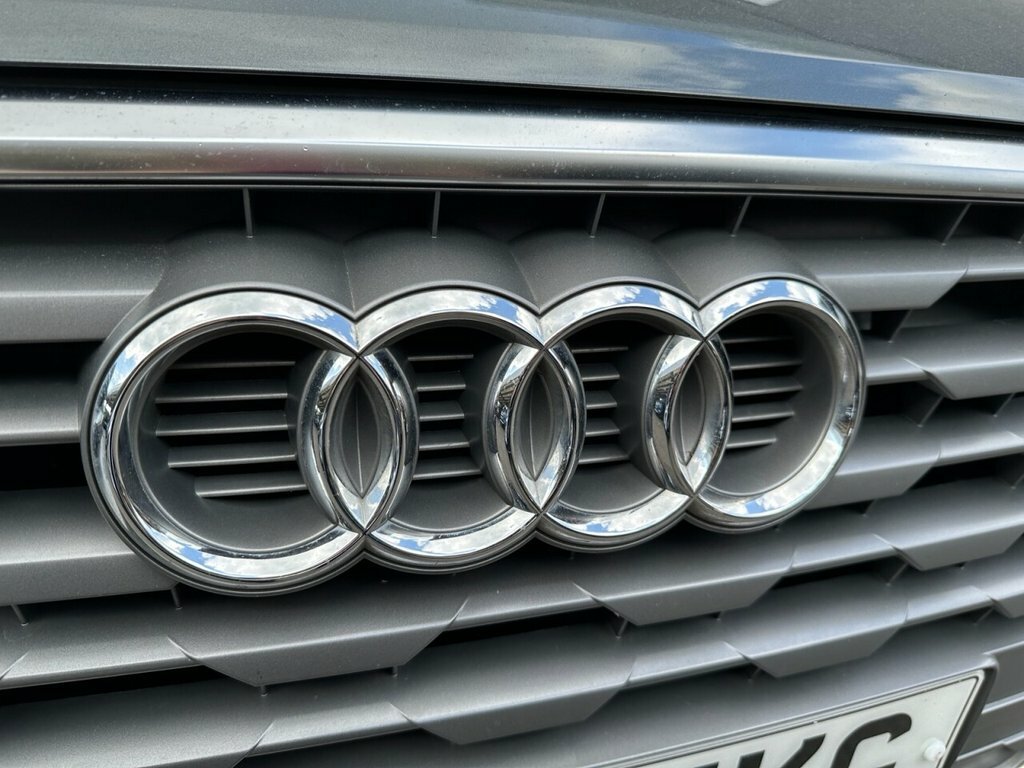 Audi Q2 1.5L S Line LV68XKG Grey #6