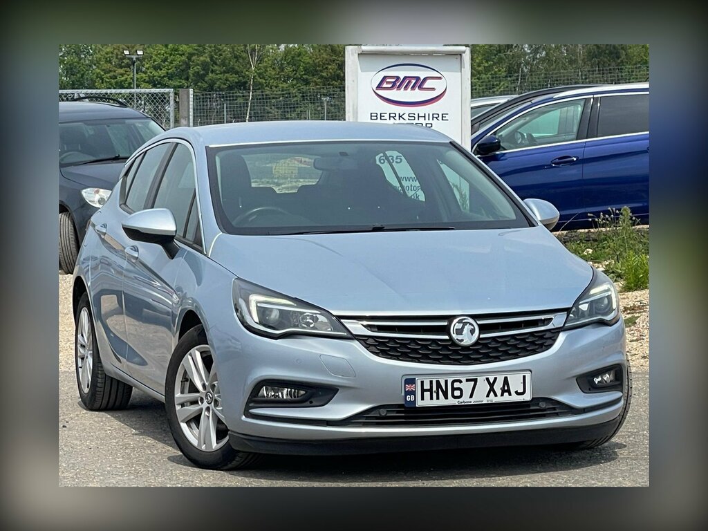 Vauxhall Astra 1.6 Cdti Ecotec Blueinjection Tech Line Nav Hatchb Silver