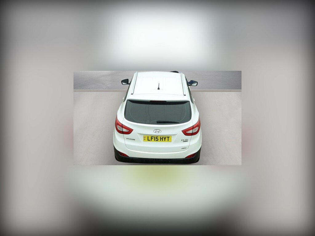Hyundai Ix35 2.0 Crdi Se Suv 4Wd Euro 5 134 Bh LF15HYT White #2