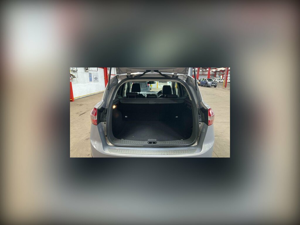 Ford Kuga 2.0 Tdci Titanium Suv 2Wd Euro 5 Silver #6