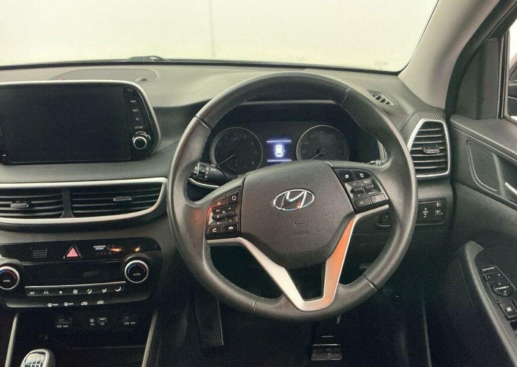 Hyundai Tucson Suv 1.6 Gdi Se Nav Euro 6 Ss 201969 FV69NRL Black #5