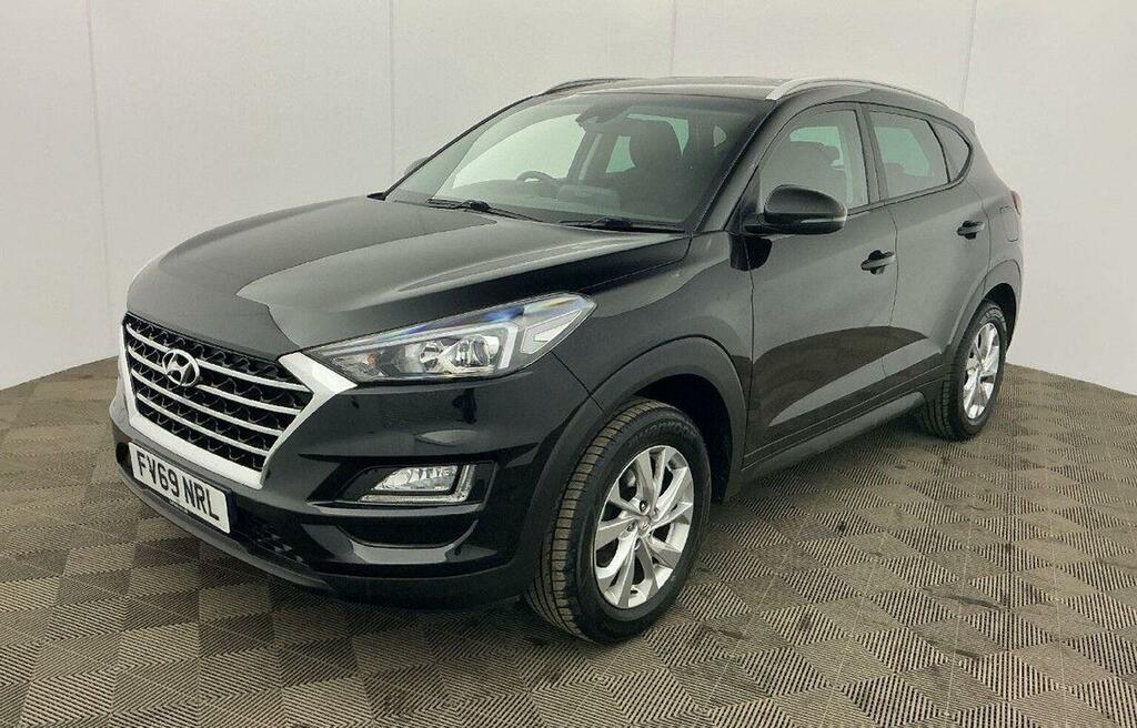 Hyundai Tucson Suv 1.6 Gdi Se Nav Euro 6 Ss 201969 Black