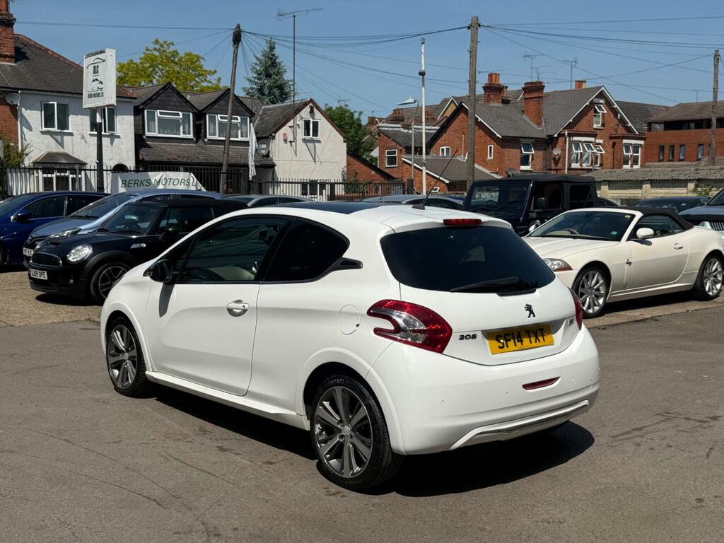 Peugeot 208 1.6 E-hdi Xy Euro 5 Ss White #6
