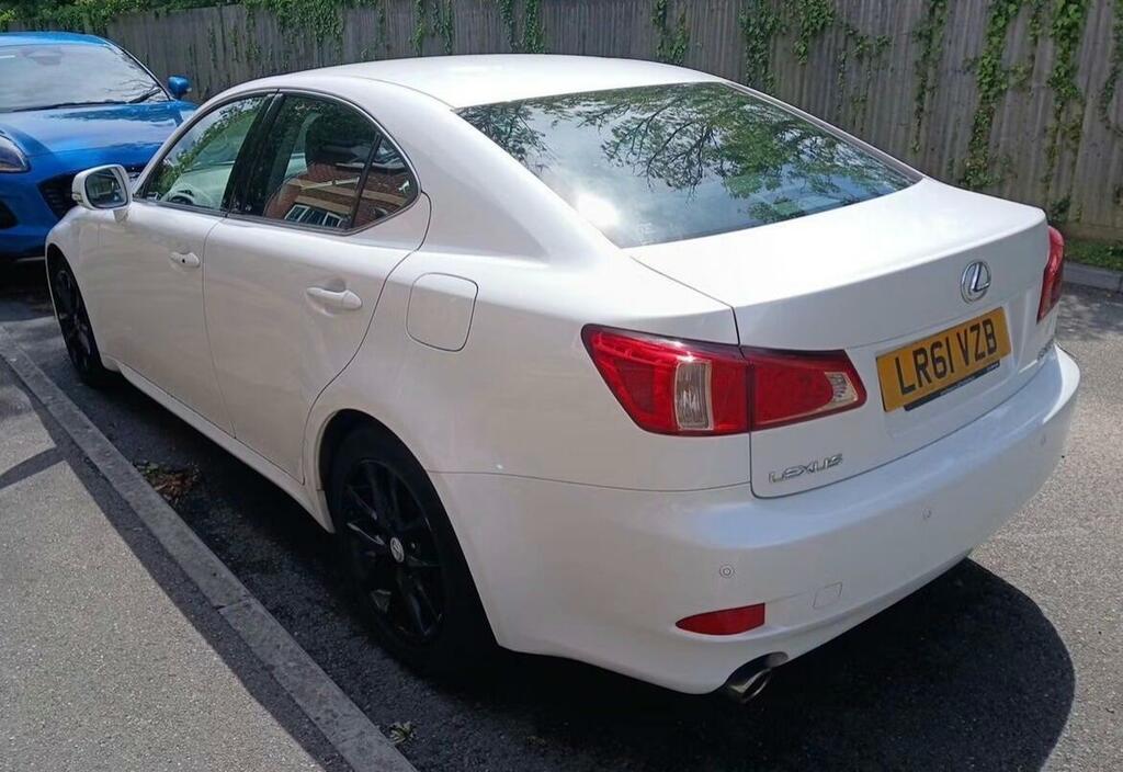 Lexus IS 2.5 250 V6 Advance Euro 5 White #3