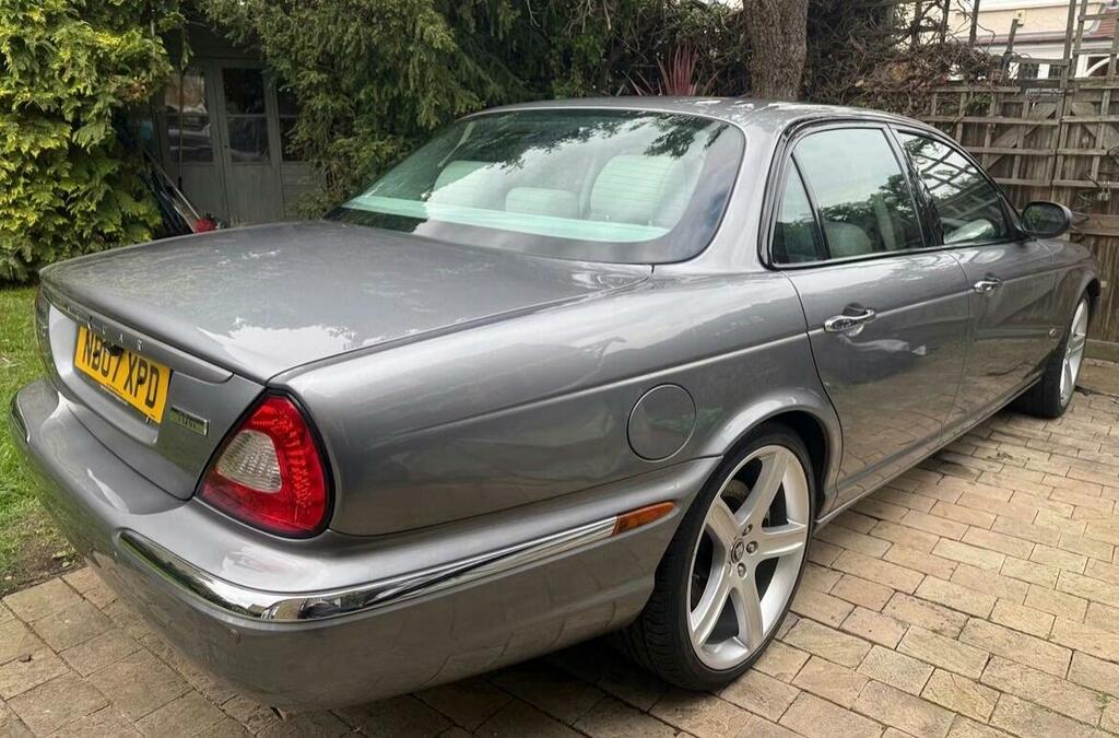Jaguar XJ 2.7 Tdvi Sport Premium Grey #2