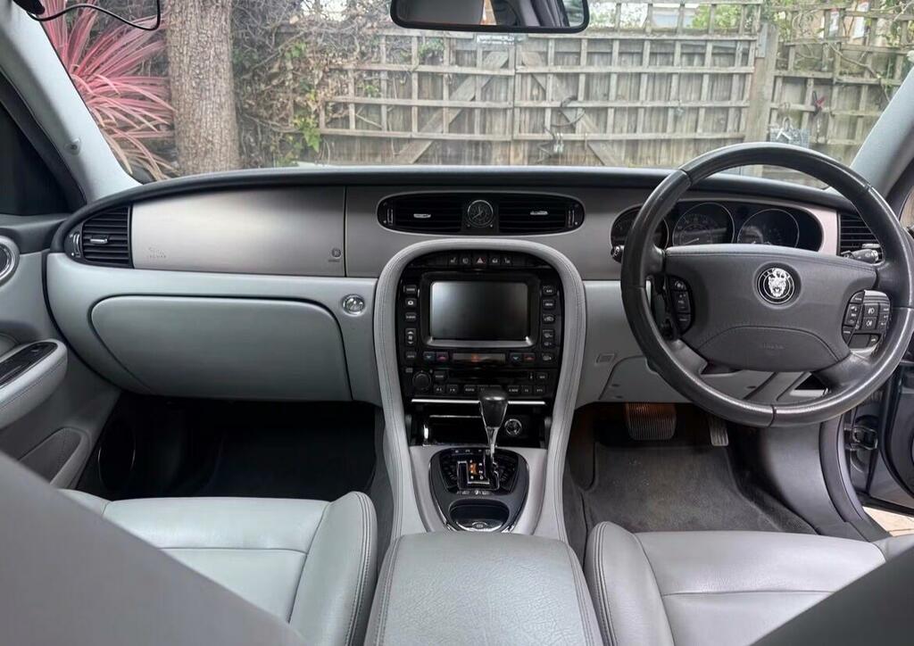 Jaguar XJ 2.7 Tdvi Sport Premium Grey #3