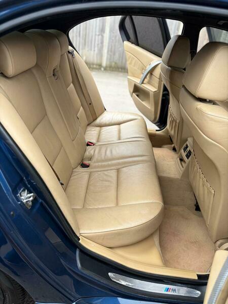 BMW 5 Series Blue #19
