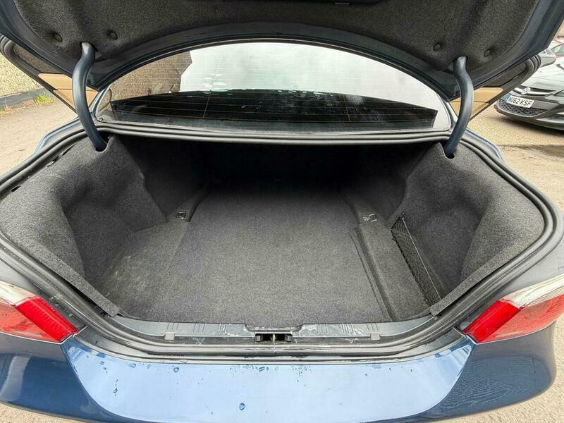 BMW 5 Series Blue #40