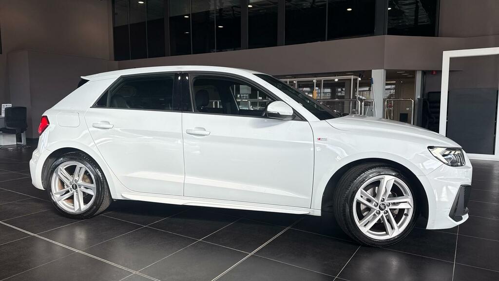 Audi A1 1.0 Tfsi 30 S Line Sportback S Tronic Euro 6 Ss GM21OHH White #3