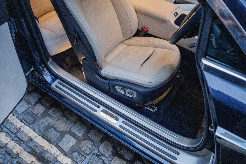 Rolls-Royce Wraith Wraith V12 Black #17