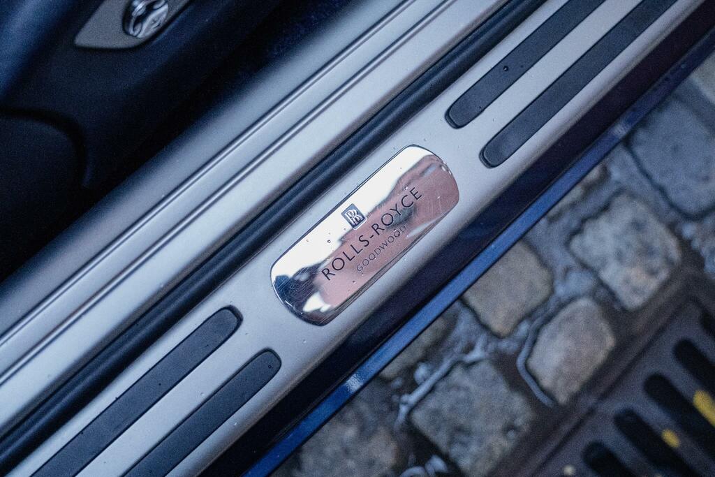 Rolls-Royce Wraith Wraith V12 Black #18