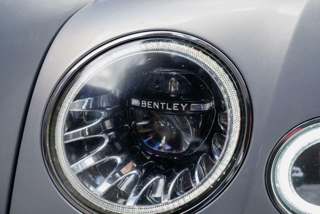 Bentley Mulsanne Speed V8 Silver #11