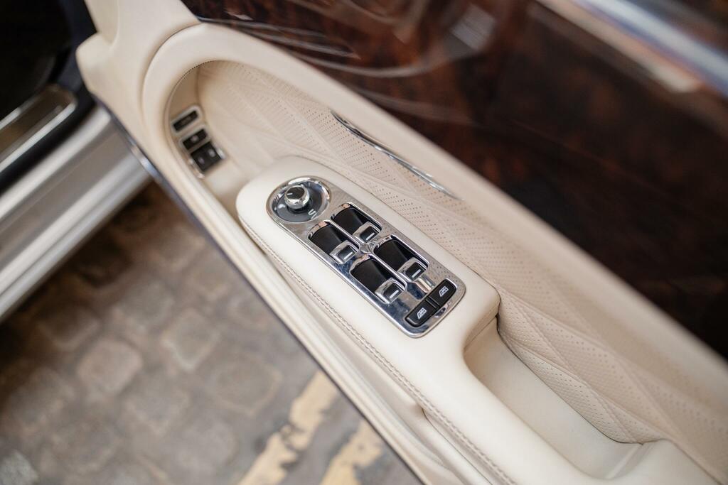 Bentley Mulsanne Speed V8 Silver #40