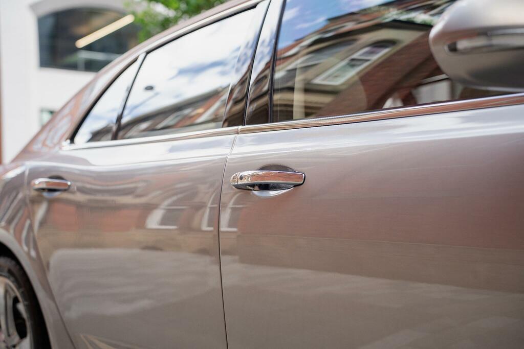 Bentley Mulsanne Speed V8 Silver #18