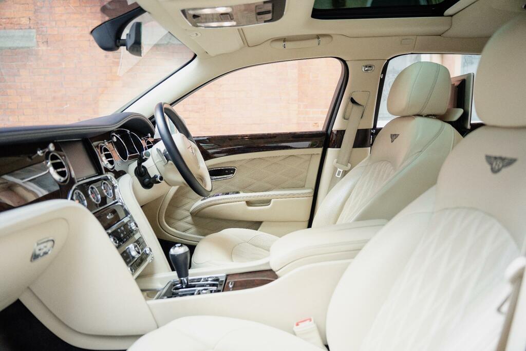 Bentley Mulsanne Speed V8 Silver #57