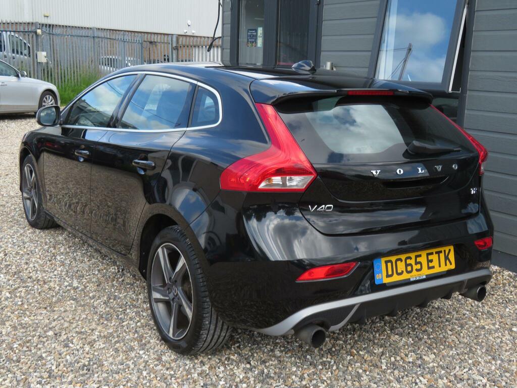 Volvo V40 2.0 T2 R-design Euro 6 Ss DC65ETK Black #3