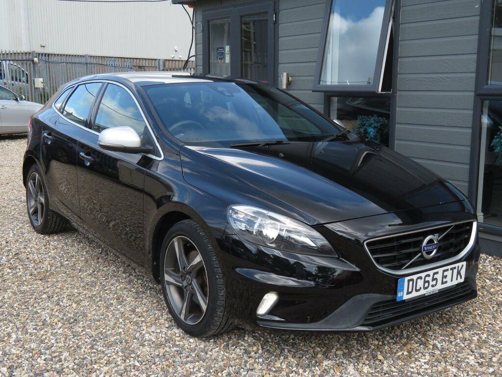 Volvo V40 2.0 T2 R-design Euro 6 Ss DC65ETK Black #2