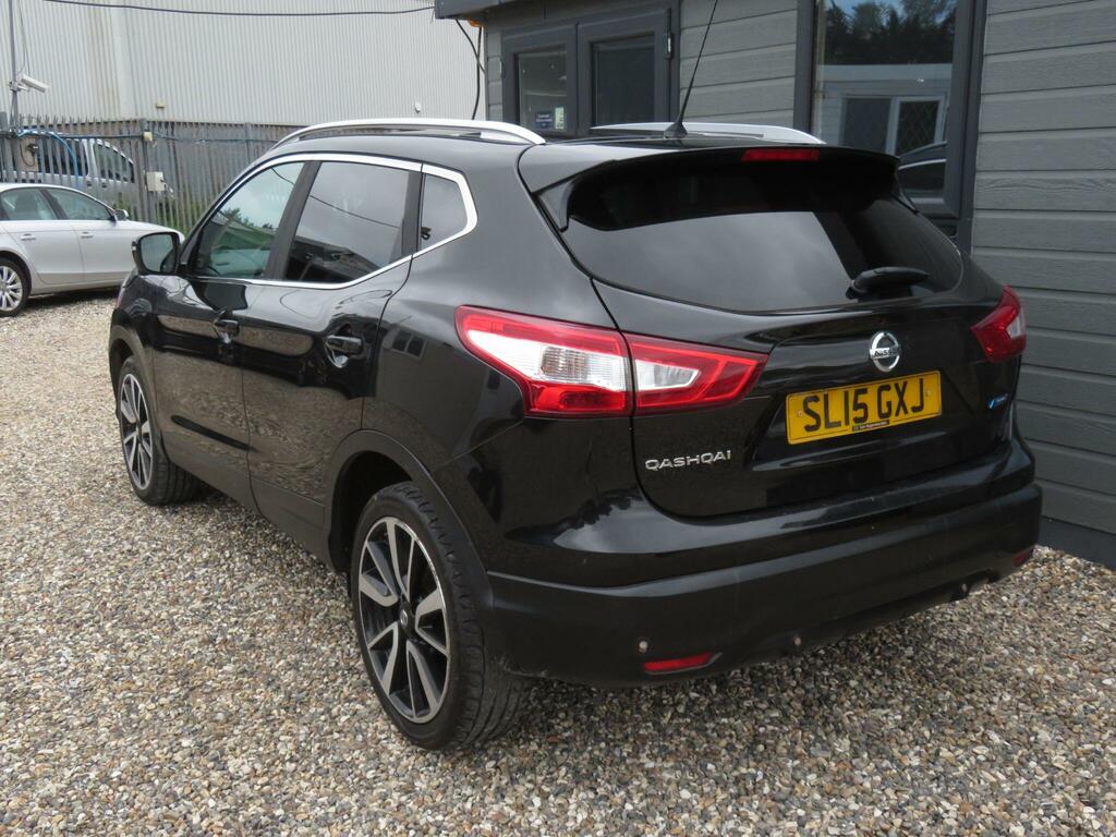 Nissan Qashqai Tekna Black #2