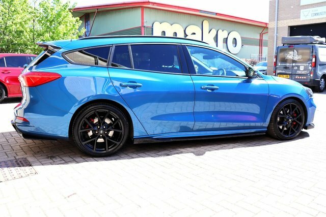 Ford Focus 2.3T Ecoboost St Estate Blue #4