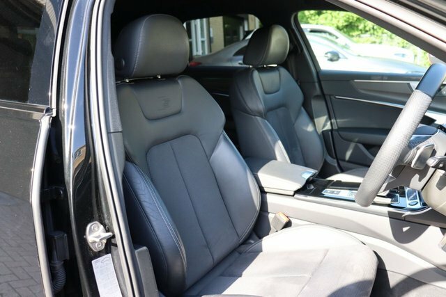 Audi A6 Avant 2.0 Tfsi 40 Black Edition DA73YNL Black #4