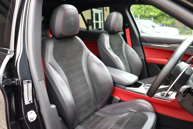 Alfa Romeo Stelvio 2.9 V6 Bi-turbo Quadrifoglio Awd RX21OCM Black #4