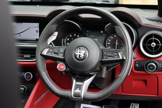 Alfa Romeo Stelvio 2.9 V6 Bi-turbo Quadrifoglio Awd RX21OCM Black #6