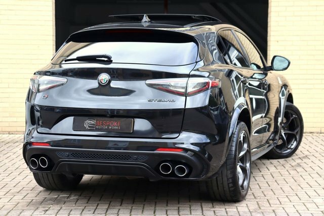 Alfa Romeo Stelvio 2.9 V6 Bi-turbo Quadrifoglio Awd RX21OCM Black #3