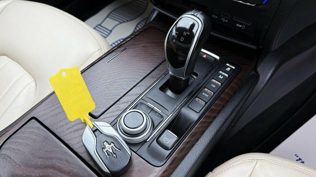 Maserati Ghibli 3L Null Grey #18