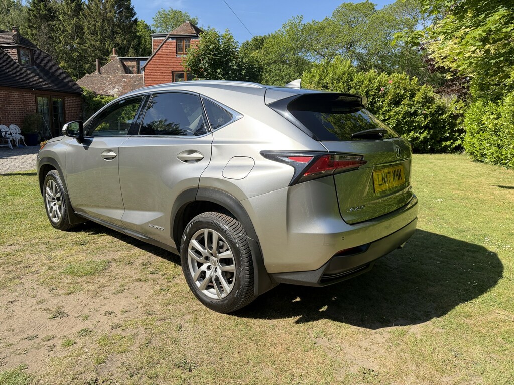 Lexus NX Suv 2.5 300H Luxury 2017 LN17WHK Silver #5