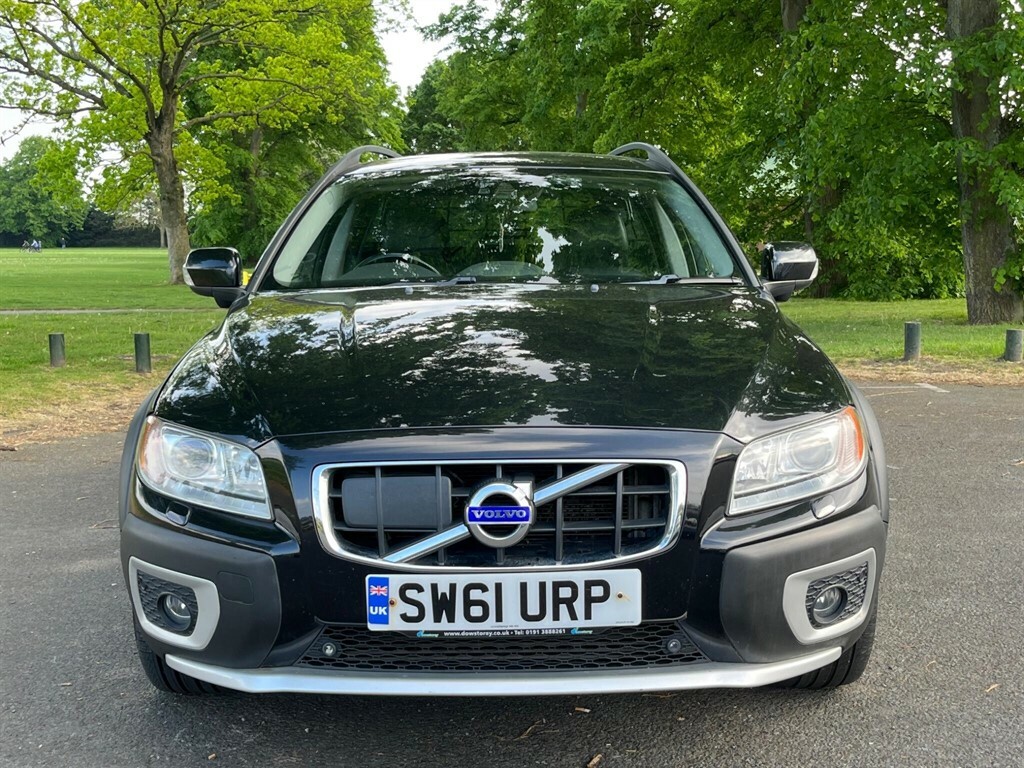 Volvo XC70 2.4 D5 Se Lux Geartronic Awd Euro 5 Black #2