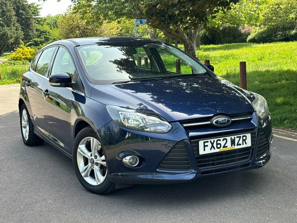 Ford Focus 1.6 Zetec Powershift Euro 5 Blue