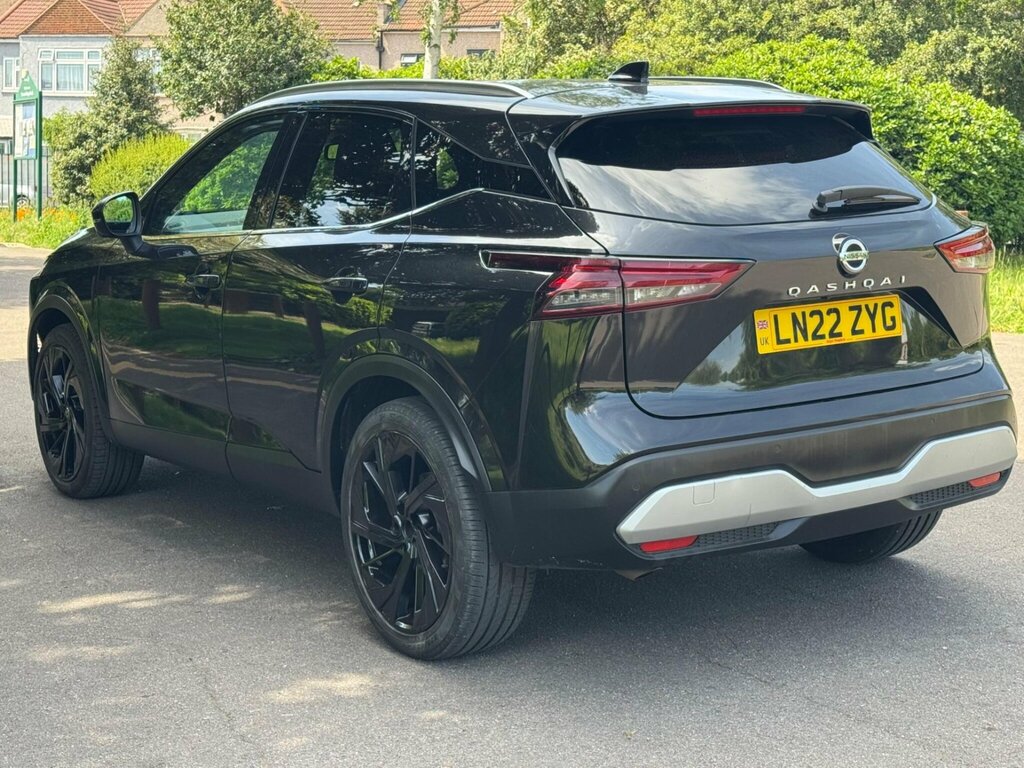 Nissan Qashqai 1.3 Dig-t Mhev Tekna Xtron Euro 6 Ss LN22ZYG Black #4