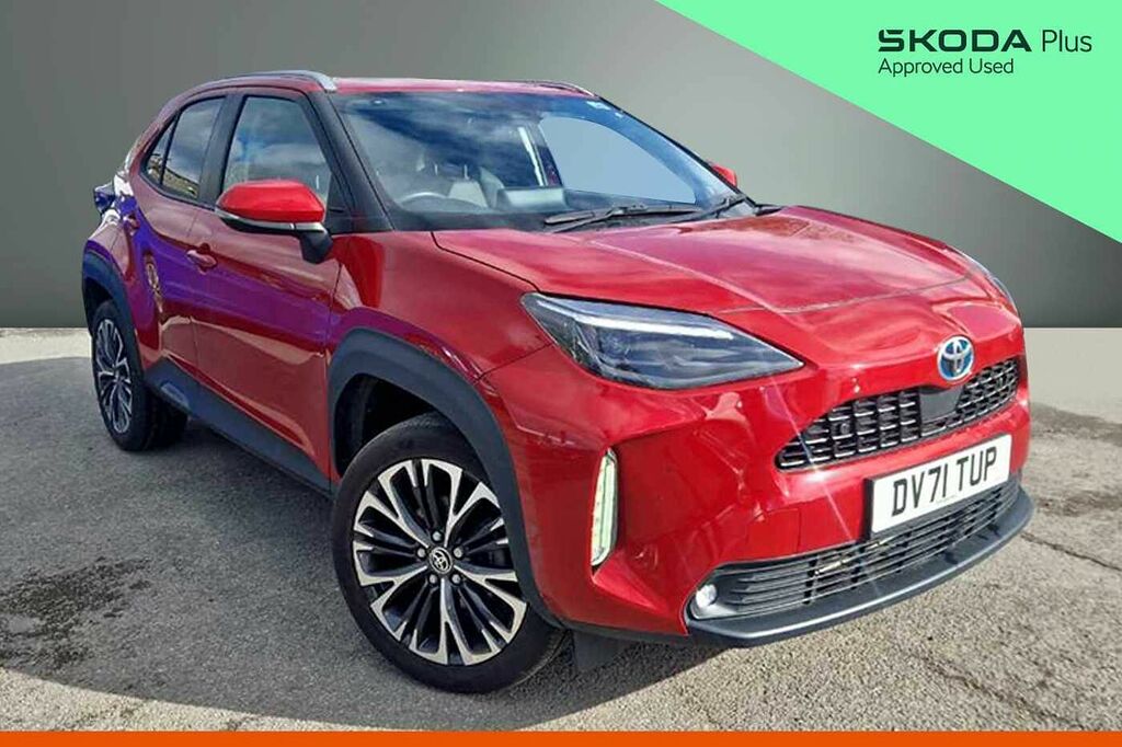 Toyota Yaris Cross 1.5 Hybrid Excel Cvt Red