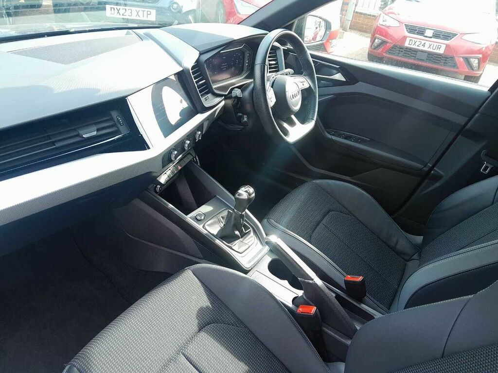 Audi A1 30 Tfsi 110 Black Edition BV24TOH Blue #2