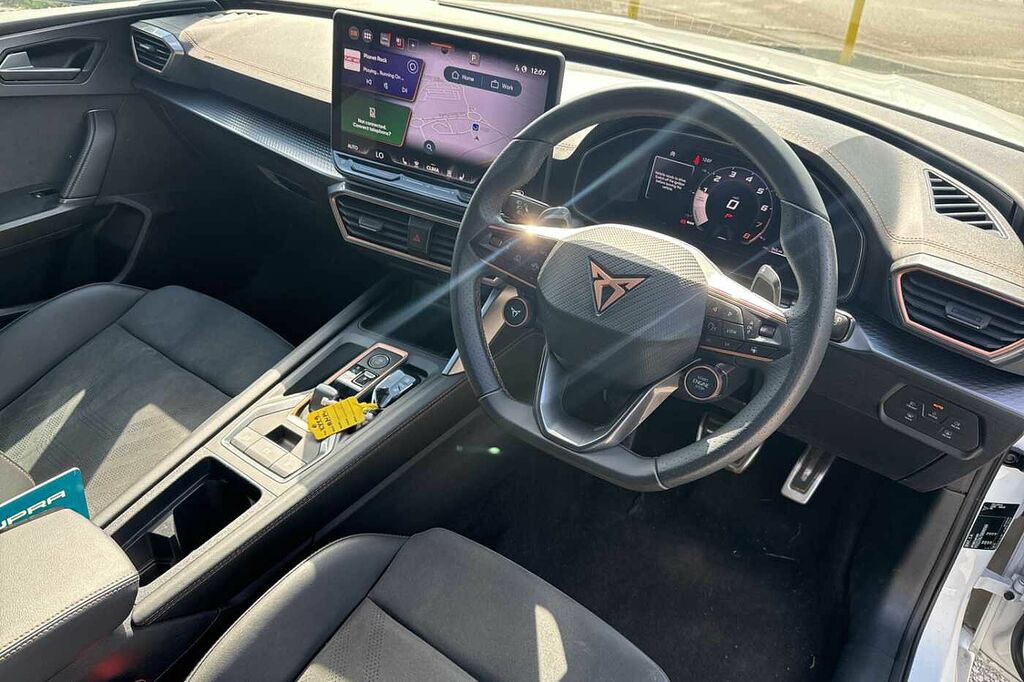 Cupra Leon 1.5 Etsi 150 V2 Dsg KY25HNM White #6