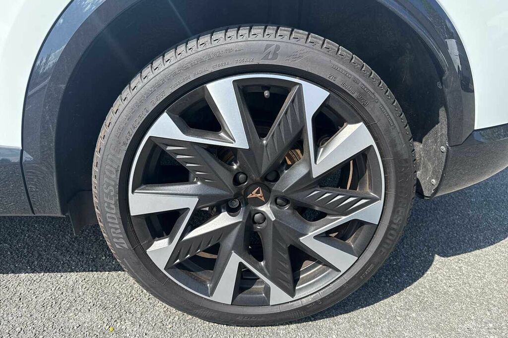 Cupra Formentor 1.5 Etsi 150 V2 Dsg KM25FHJ White #5