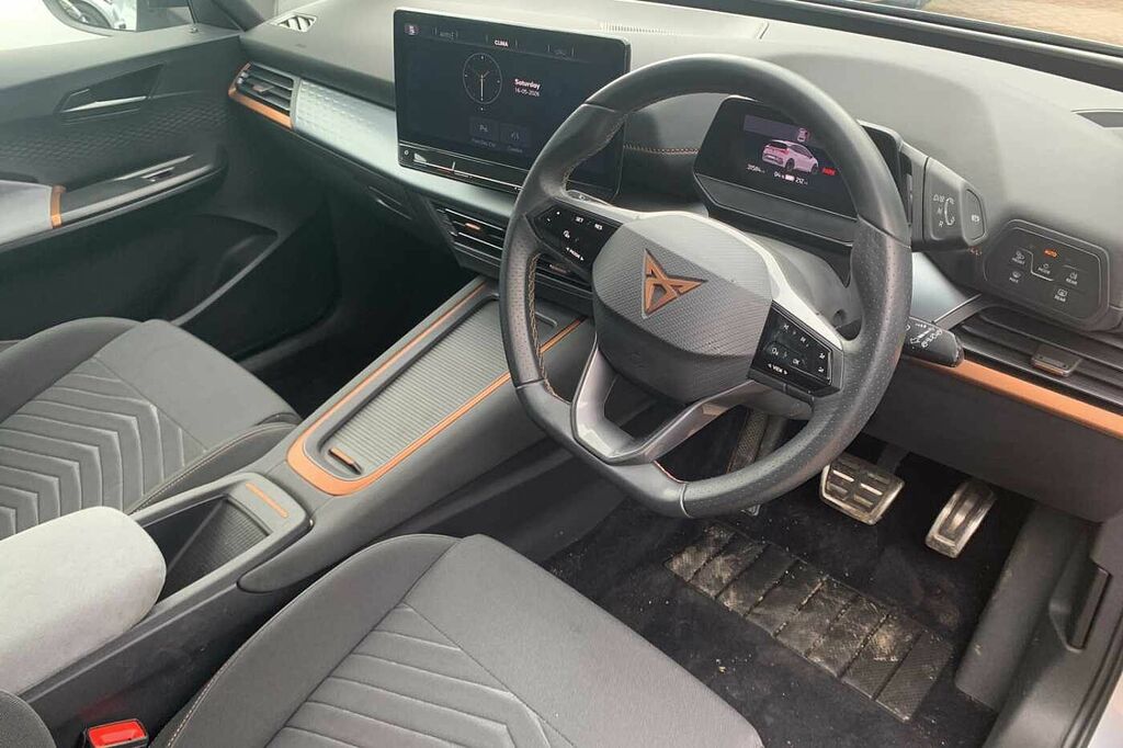 Cupra Born 150Kw V1 58Kwh NG72EXO Silver #6