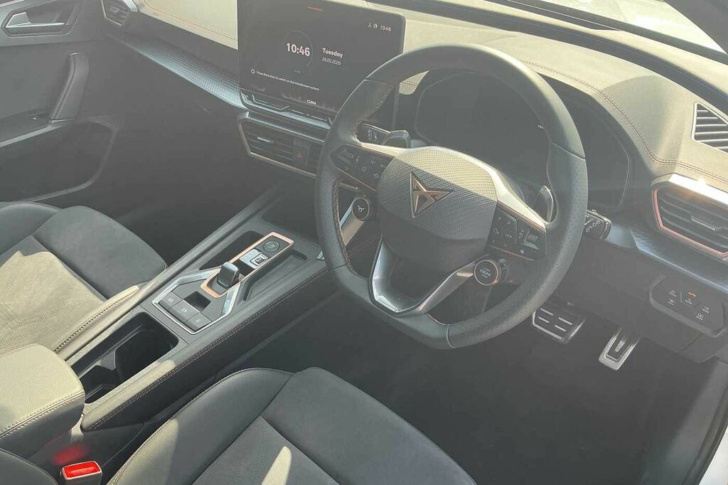 Cupra Leon 1.5 Etsi 150 V2 Dsg KO25UVE White #6