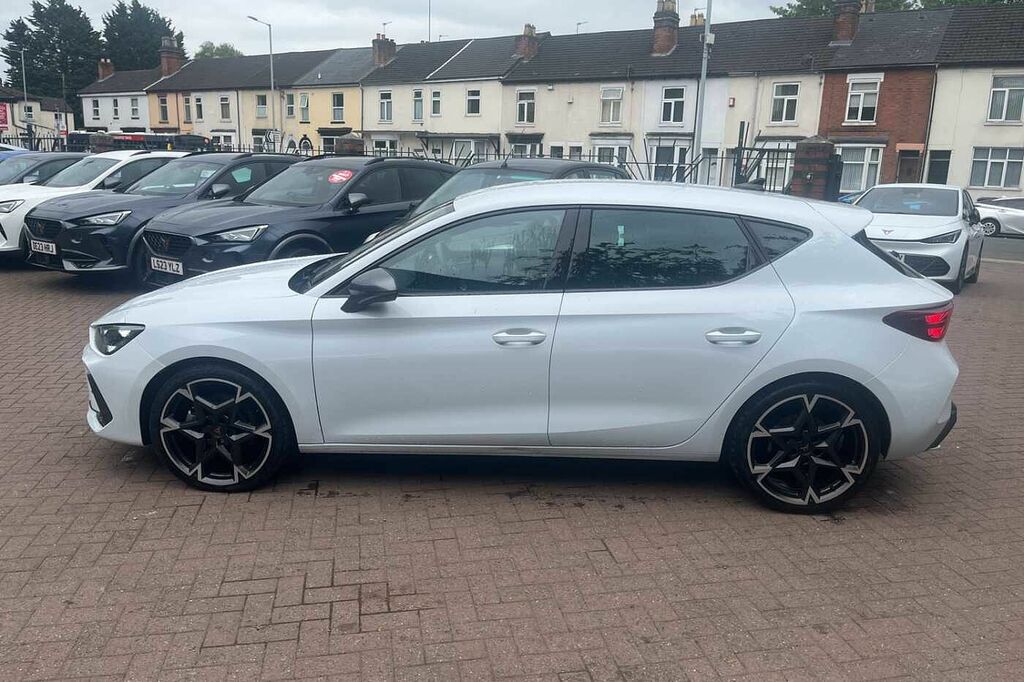 Cupra Leon 1.5 Etsi 150 V2 Dsg KS25XWD White #4