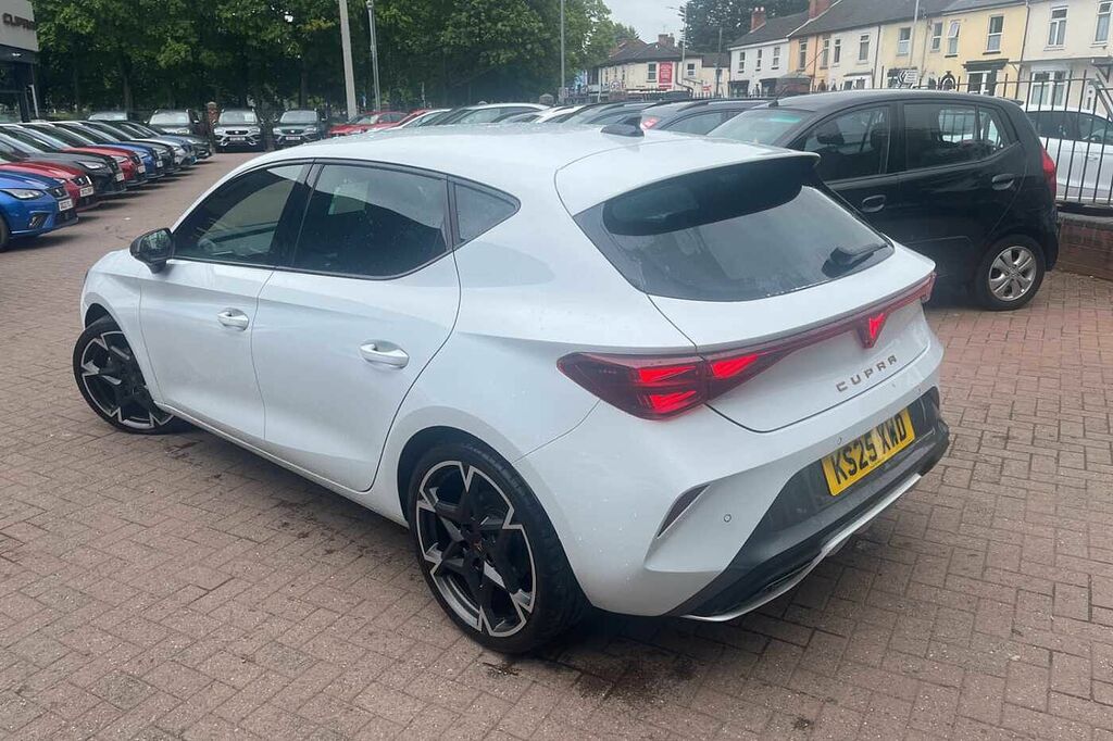 Cupra Leon 1.5 Etsi 150 V2 Dsg KS25XWD White #3