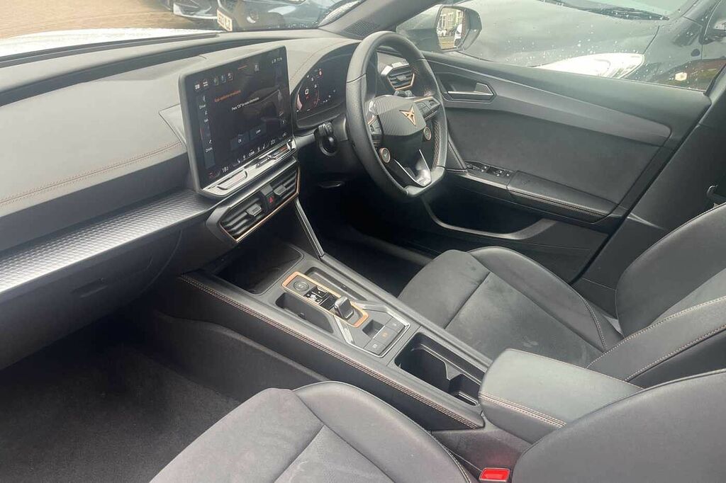 Cupra Leon 1.5 Etsi 150 V2 Dsg KS25XWD White #2