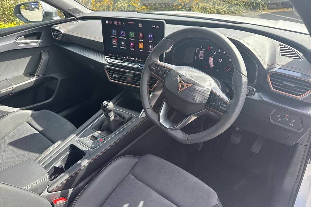 Cupra Leon 1.5 Tsi 150 V2 DC25GWN White #6