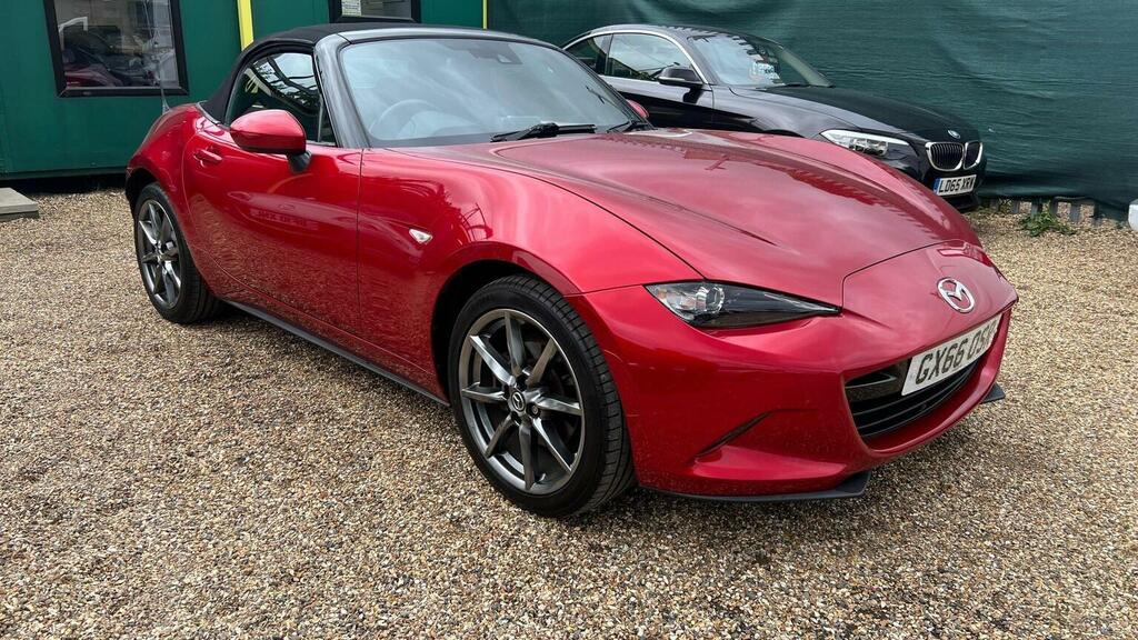 Mazda MX-5 Convertible 2.0 Skyactiv-g Sport Nav Euro 6 2 Red